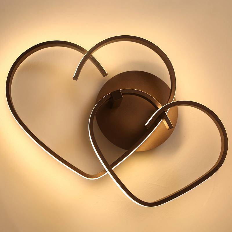 Plafon LED de design moderno em forma de coração