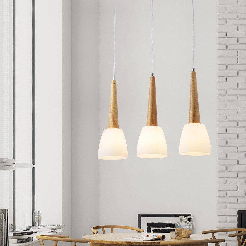 Luminária pendente LED de design em vidro e madeira cônica